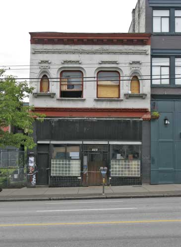 123 E Hastings